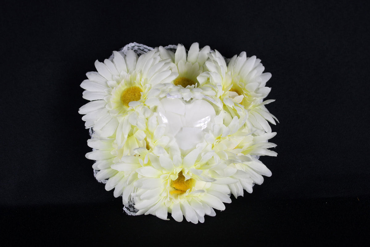 Daisy and sunflower ring pillow