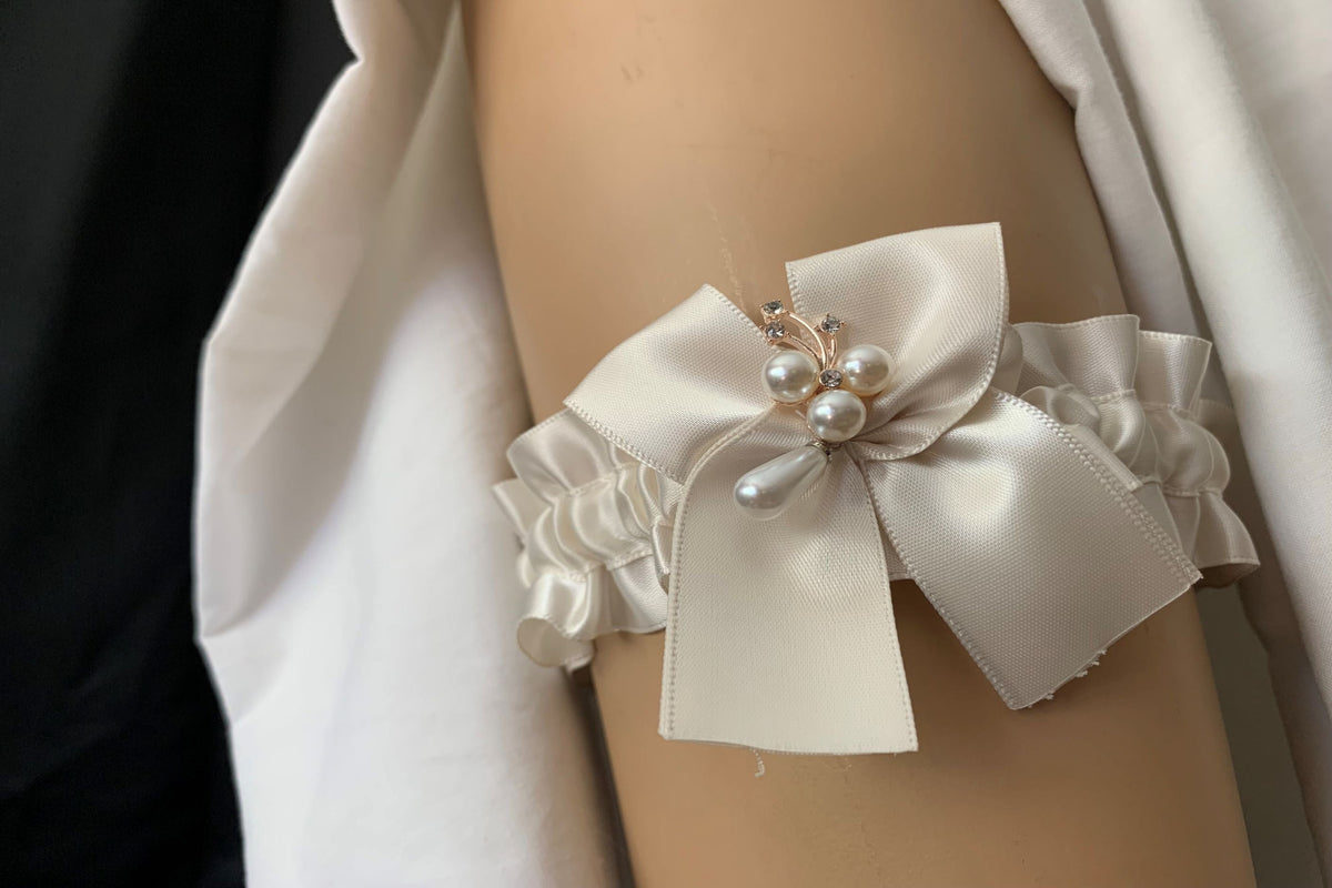 Ivory garters