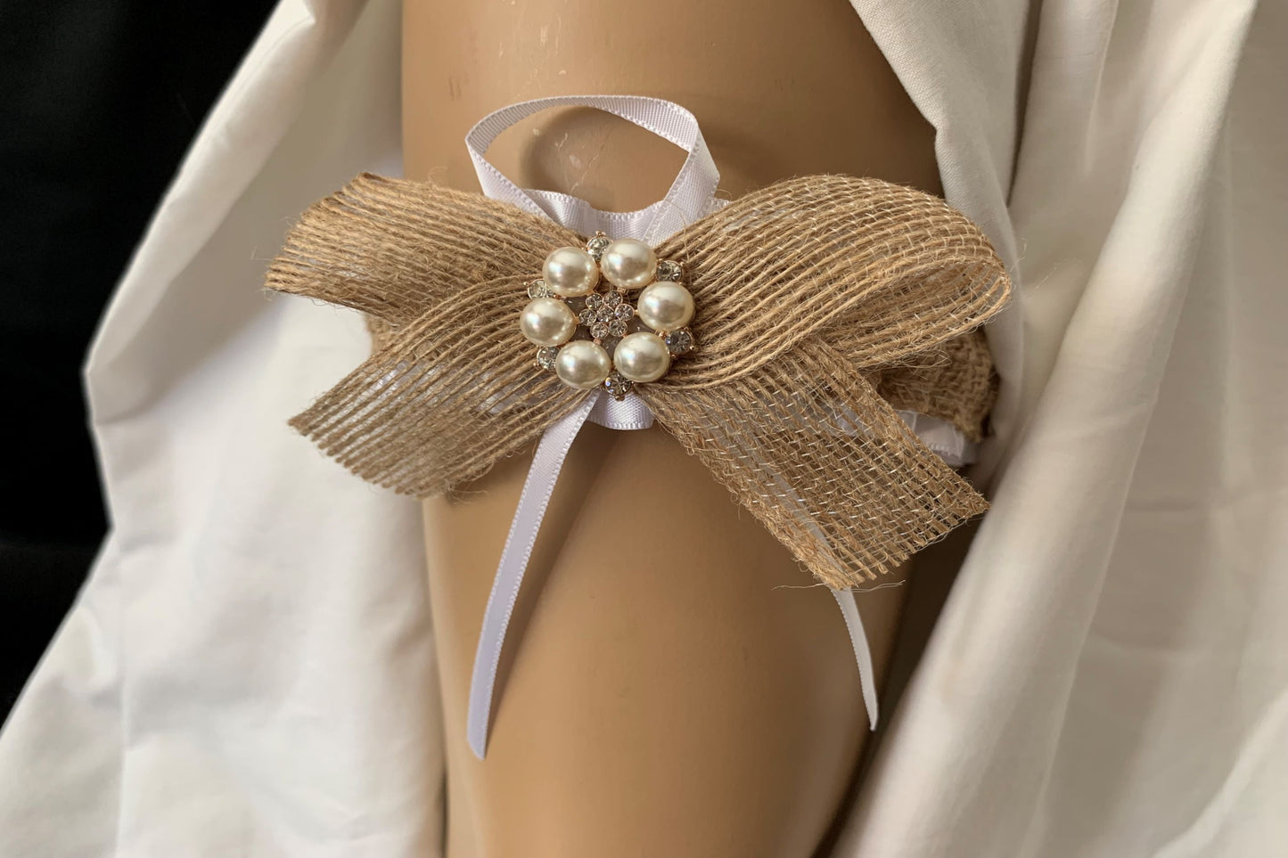 Burlap garters